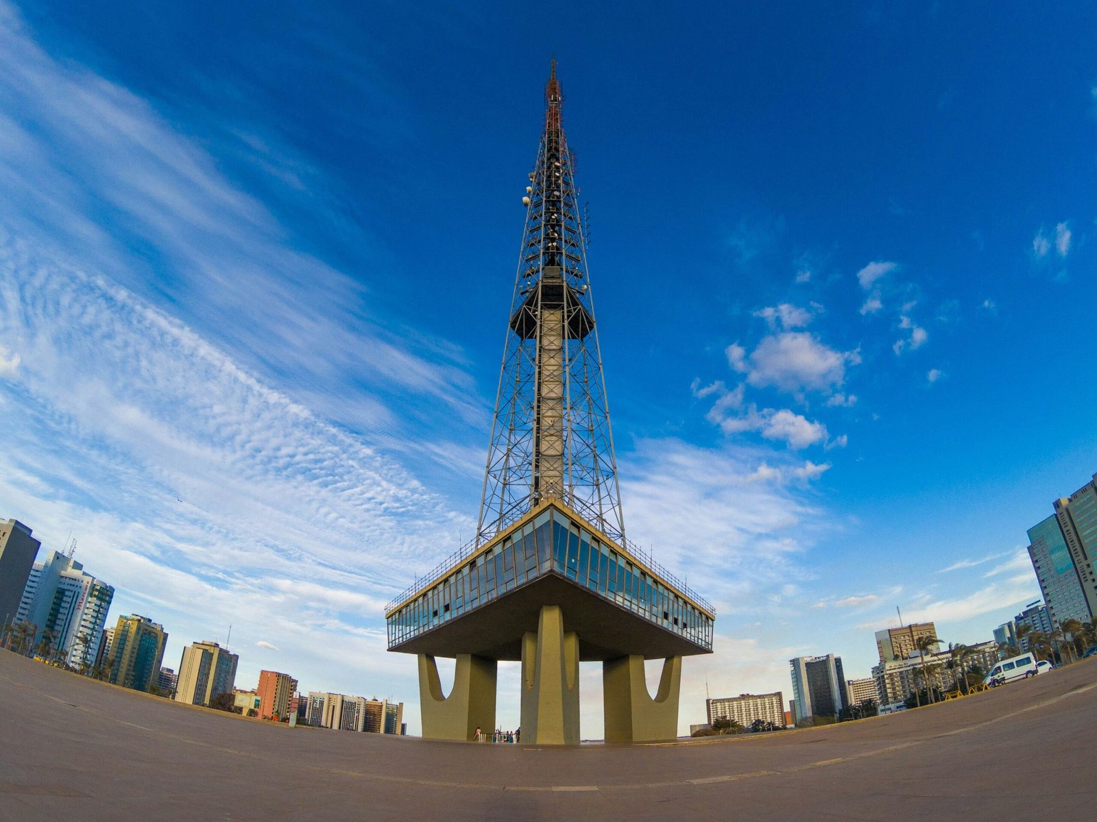 O que torna o céu de Brasília um dos mais bonitos do país?