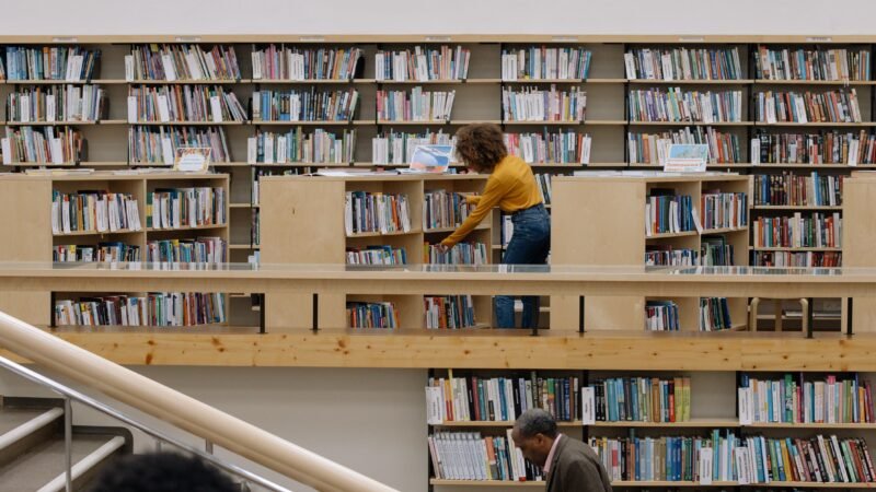 Bibliotecas públicas: espaços que continuam transformando comunidades
